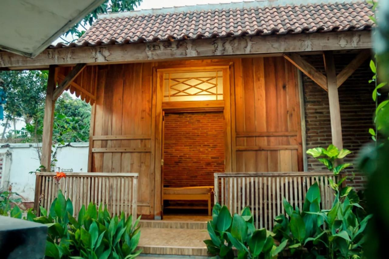 Pinarak Homestay Banyuwangi  Exterior photo